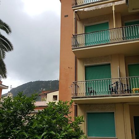 Hotel Raggi Di Sole Monterosso al Mare Exterior foto